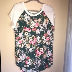 Boutique floral tee